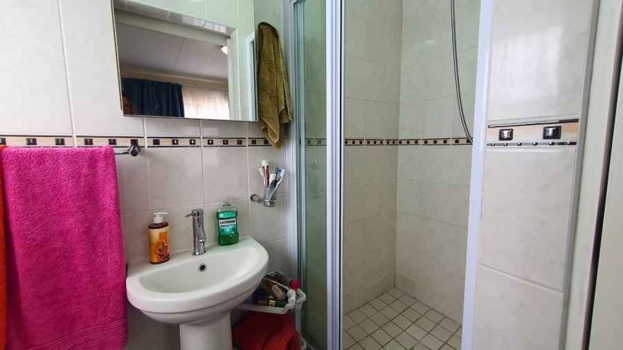 3 Bedroom Property for Sale in Dana Bay Western Cape